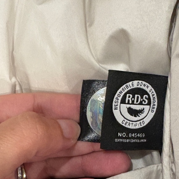 The Super Puff Shorty - Picture 3 of 12